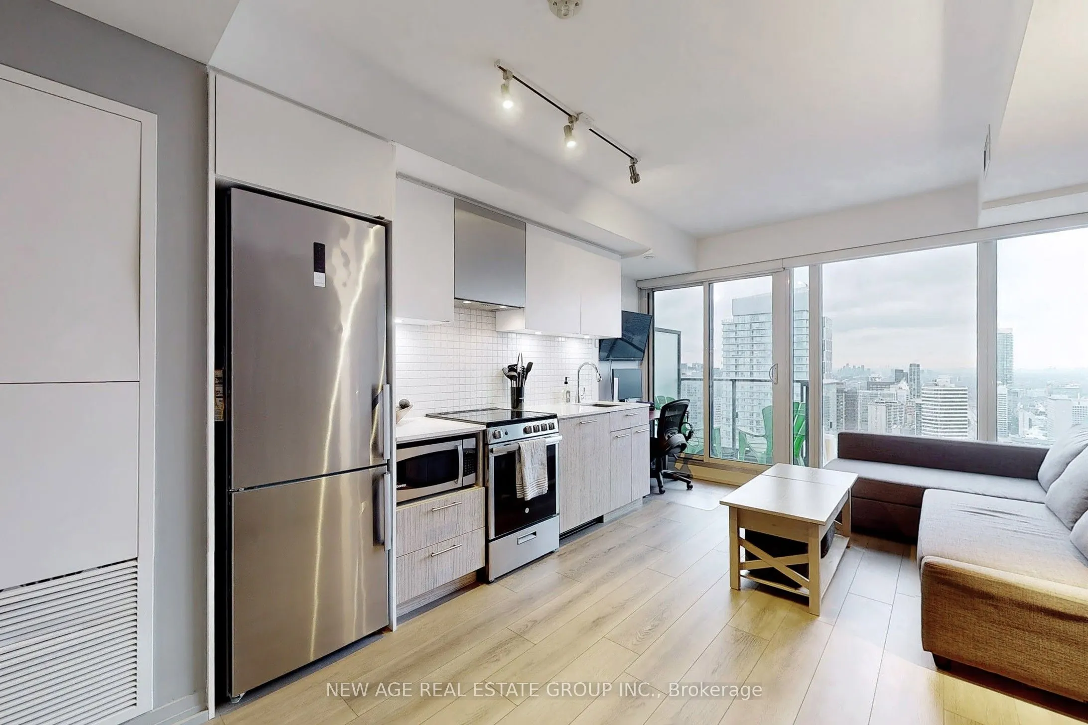251 Jarvis Street E, #4807