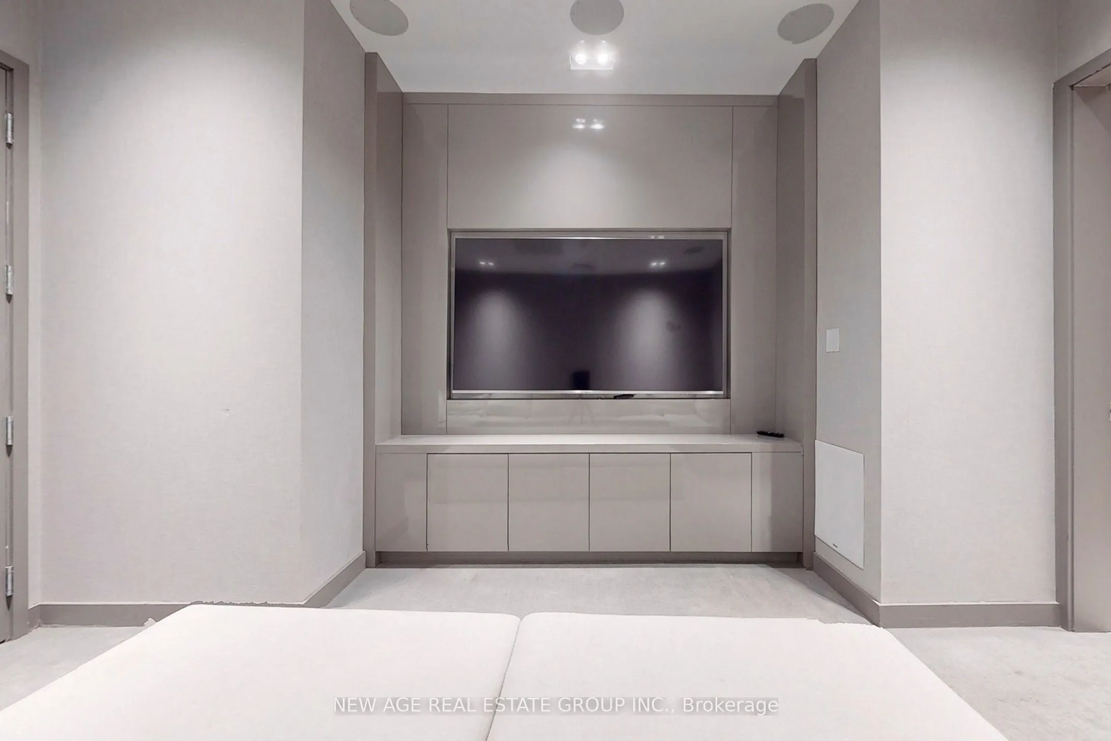 251 Jarvis Street E, #4807