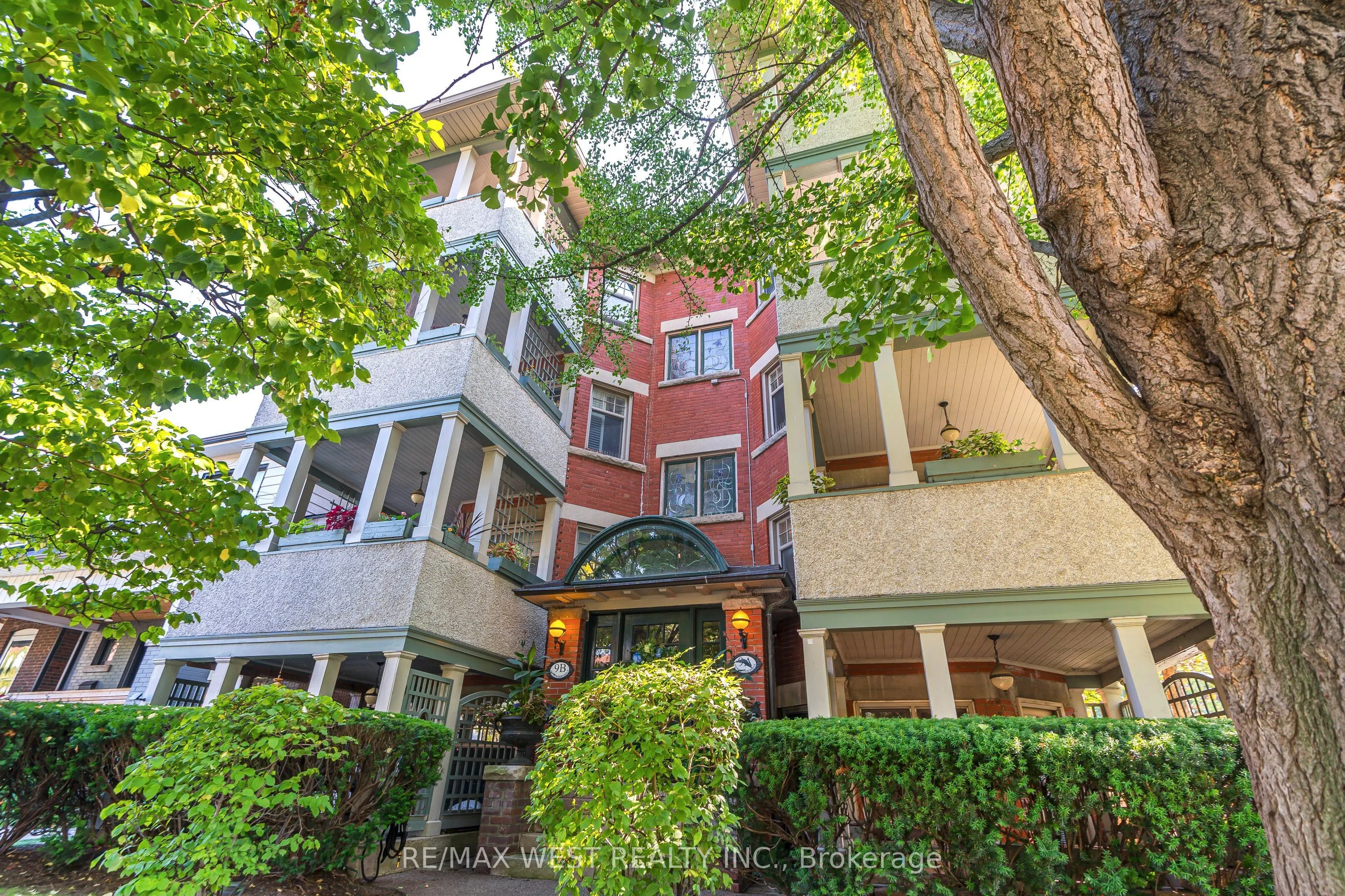 9B Humewood Drive