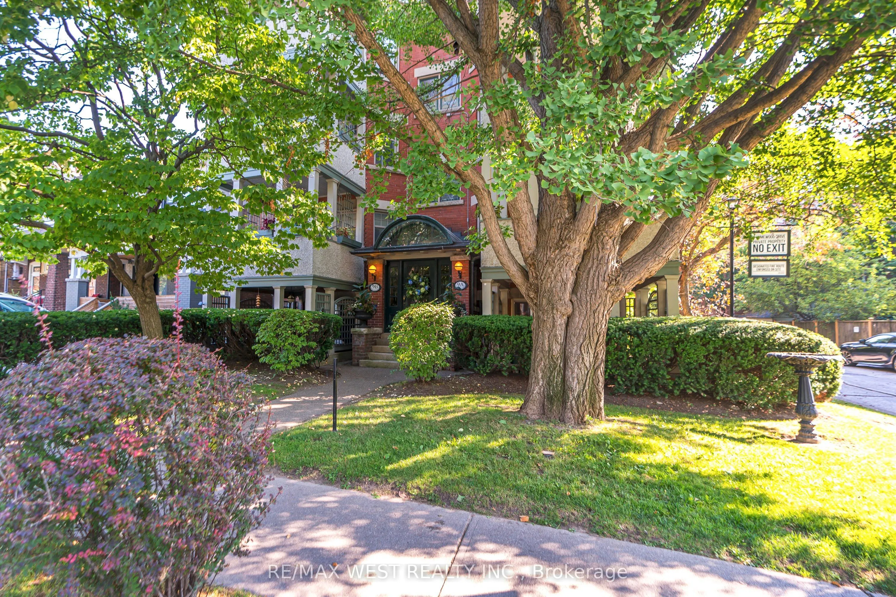 9B Humewood Drive
