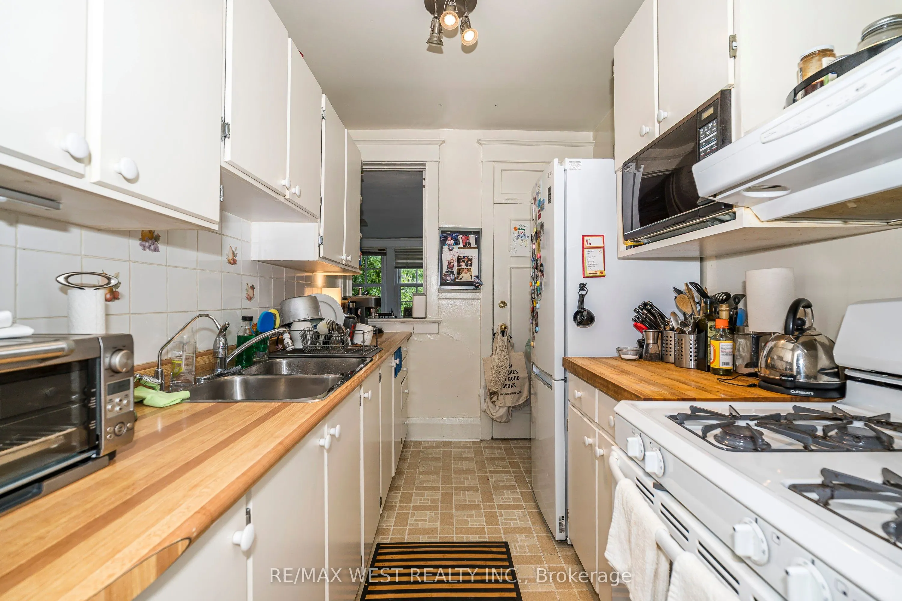 9B Humewood Drive