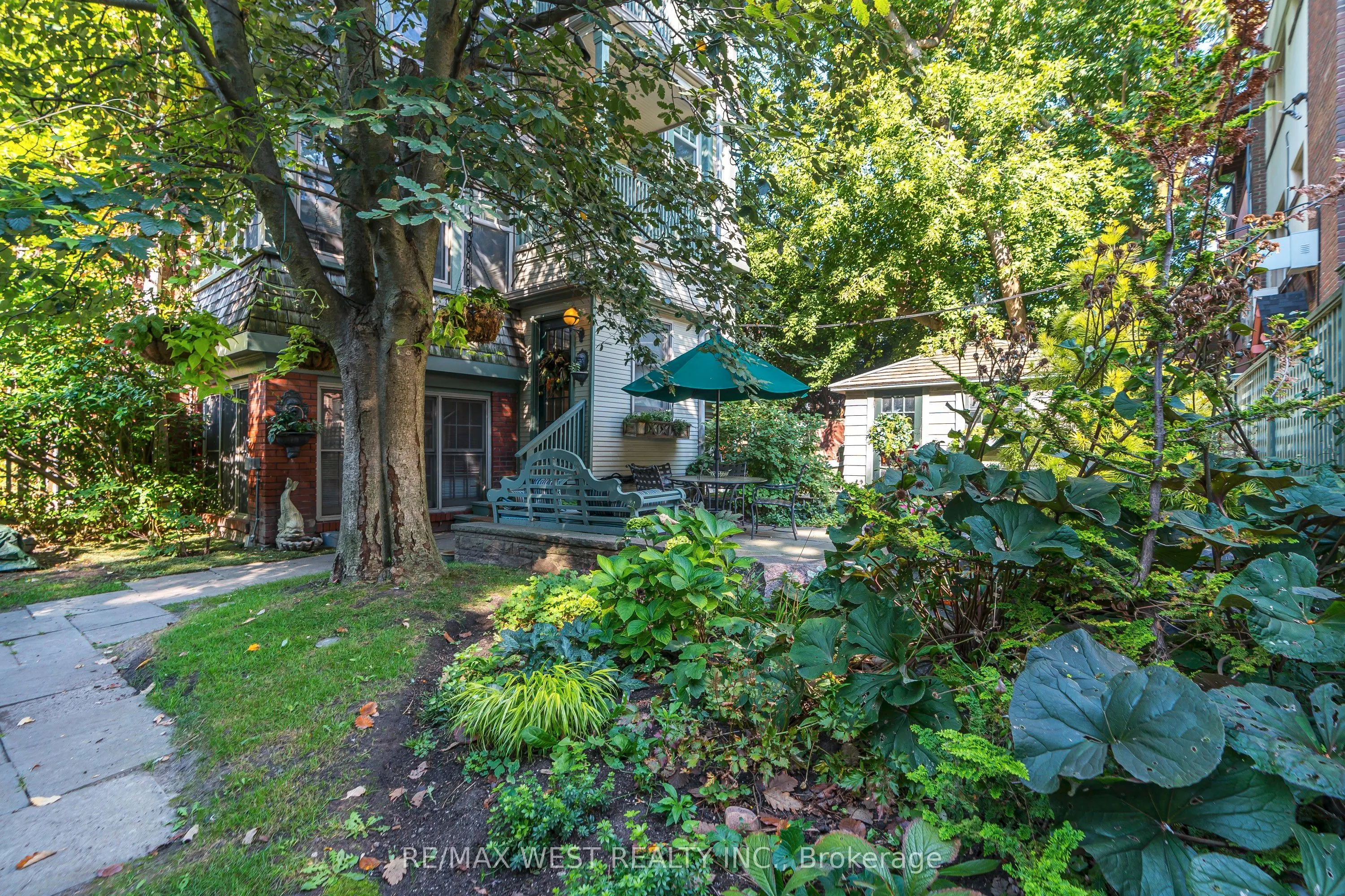 9B Humewood Drive