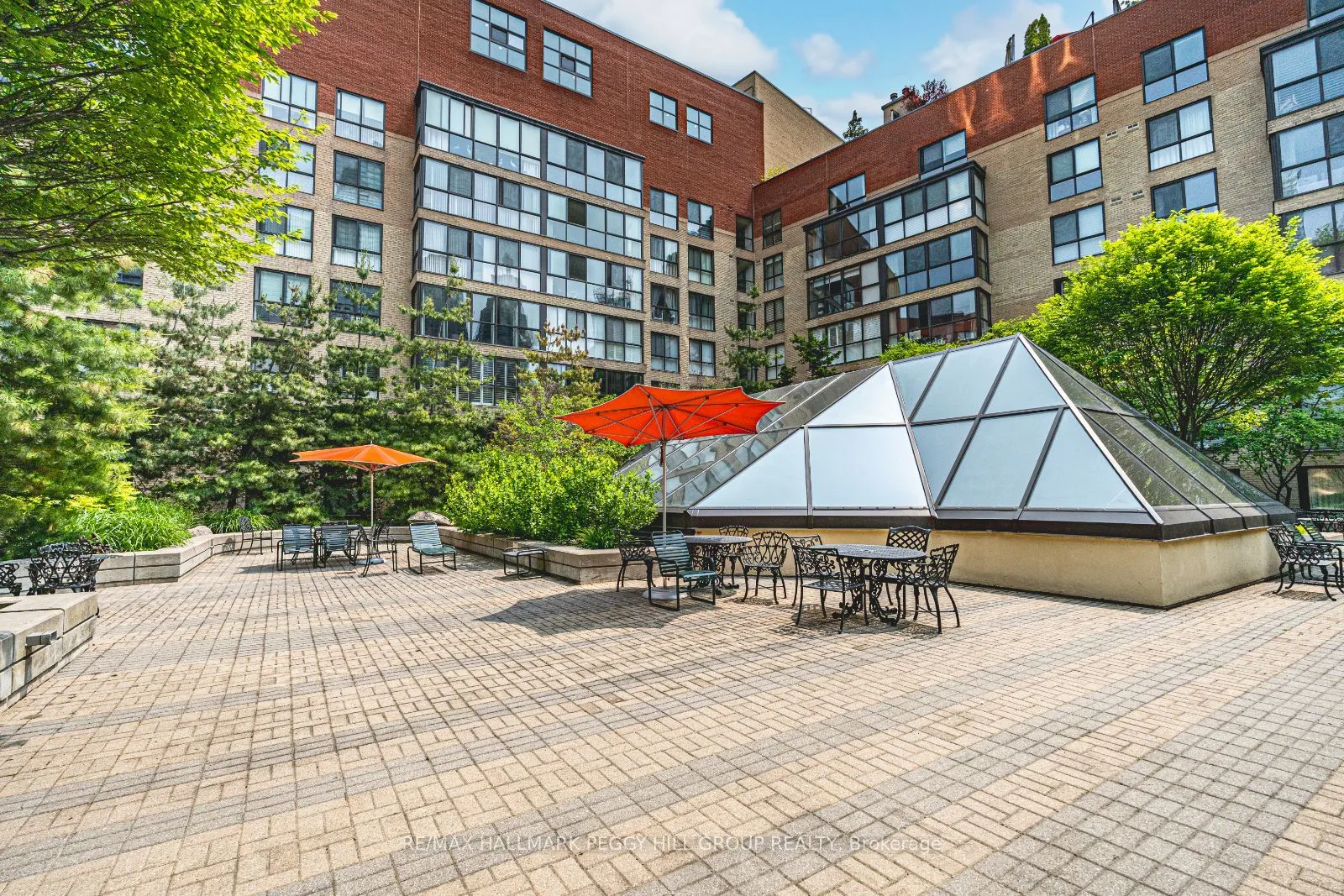 80 Front Street E, #824
