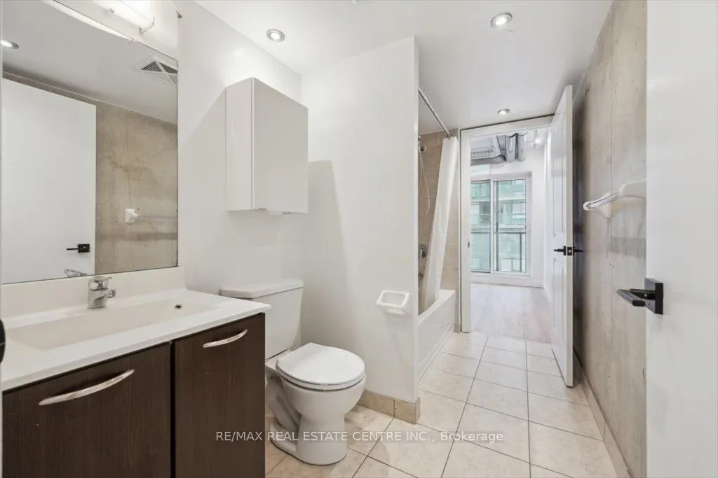 150 Sudbury Street, #1407