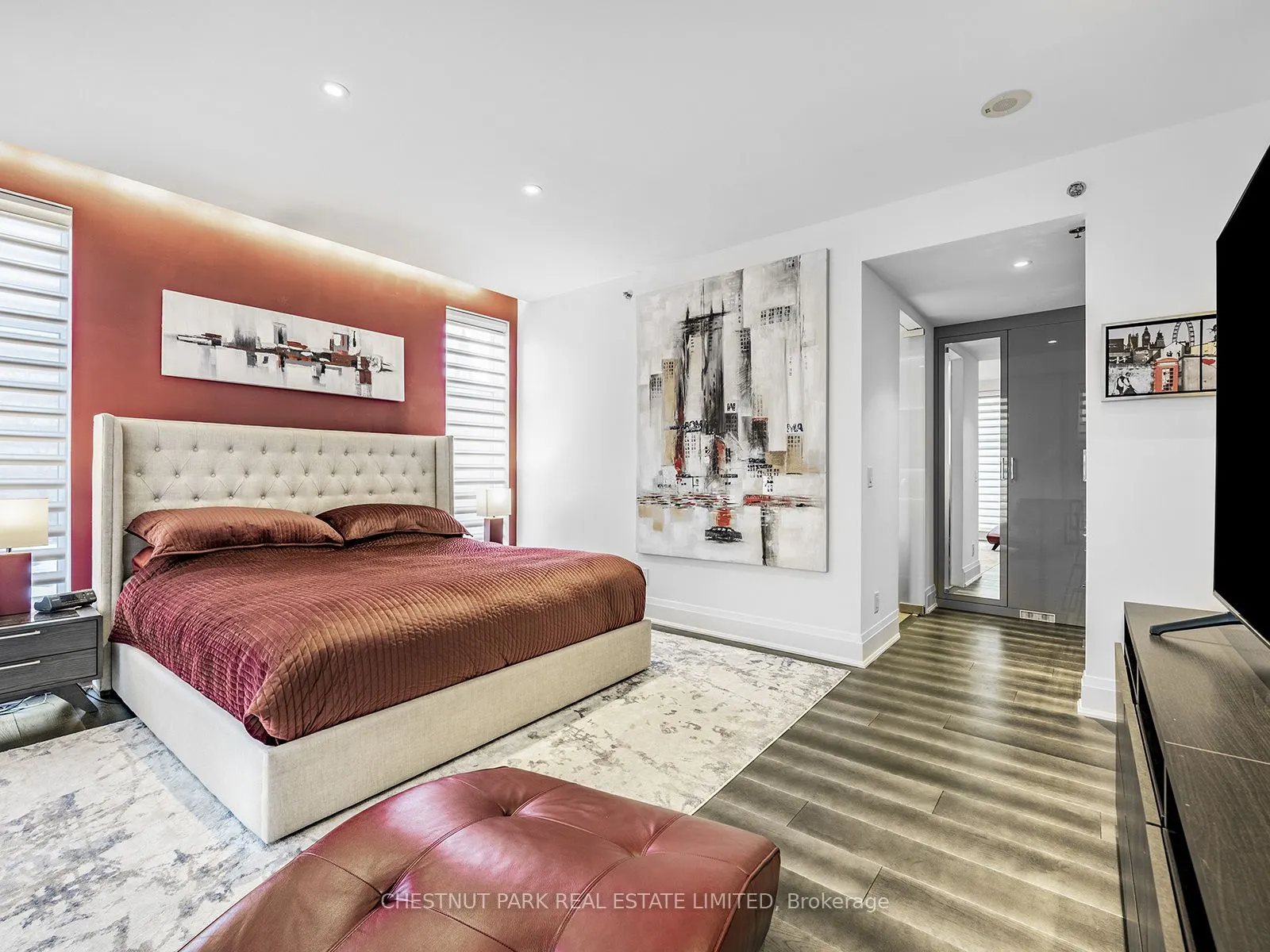 1074 Bay Street, #11