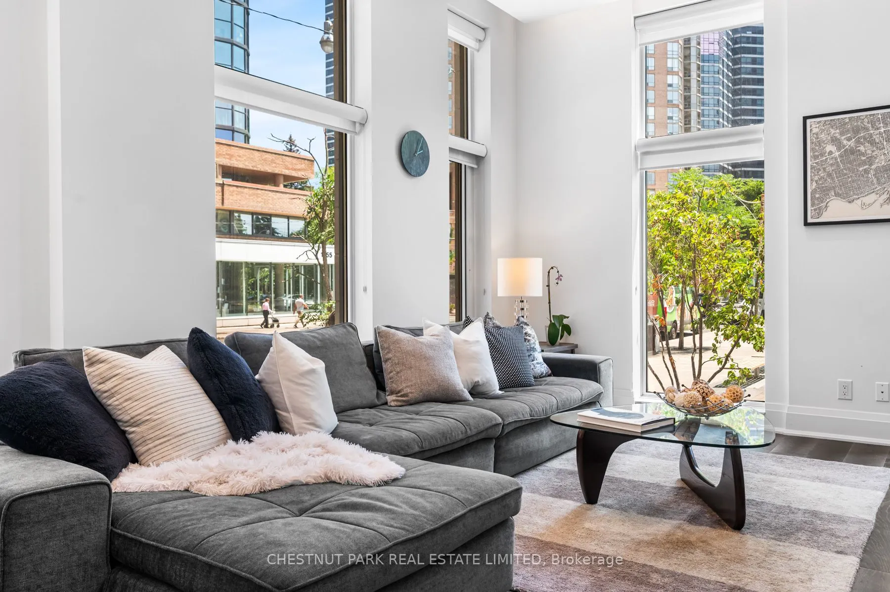1074 Bay Street, #11