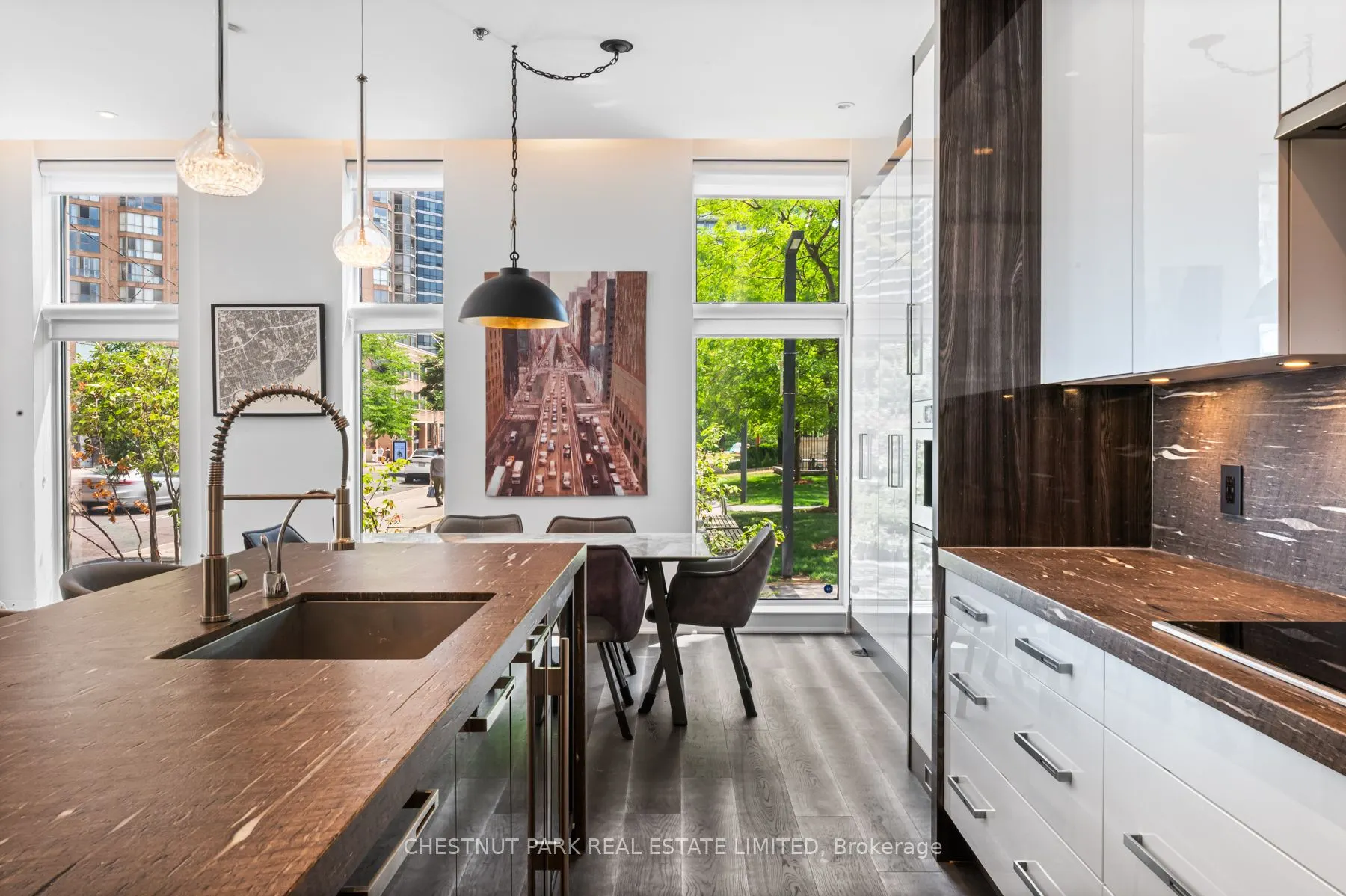 1074 Bay Street, #11