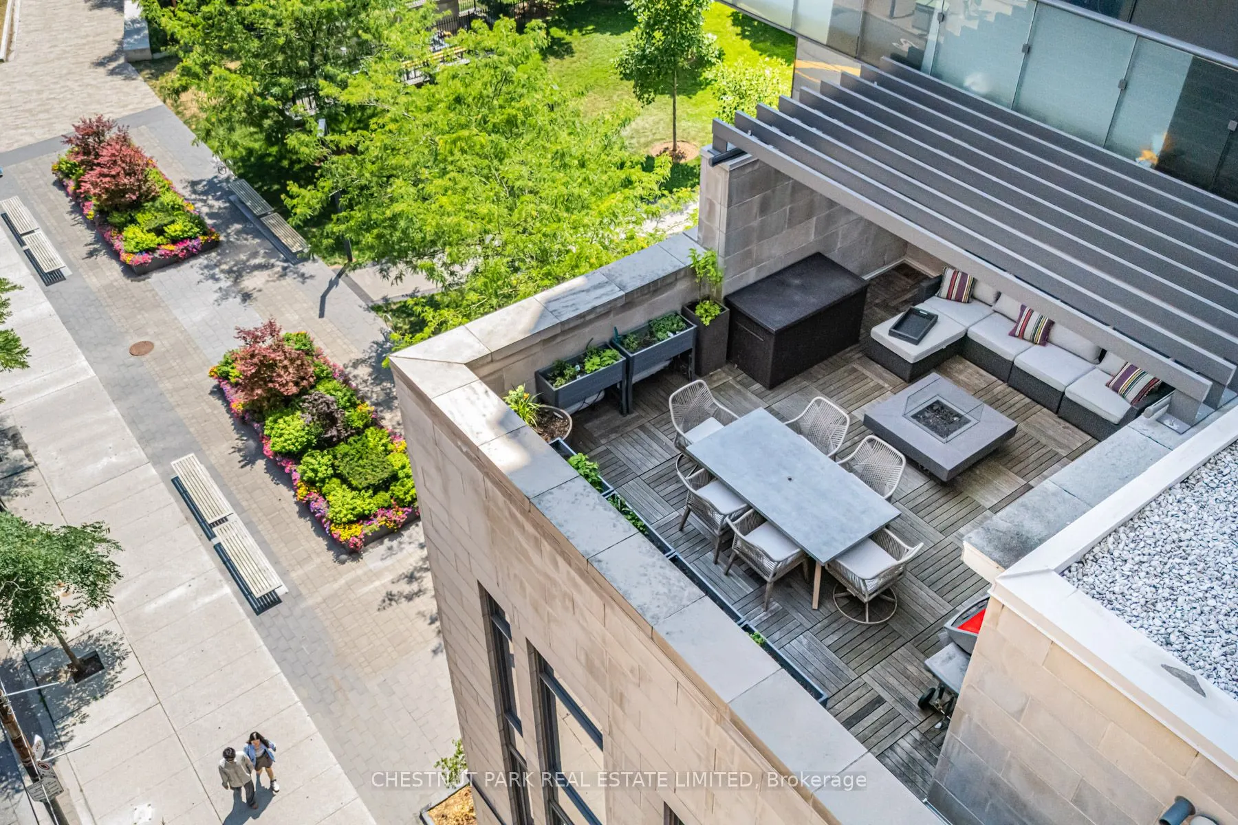 1074 Bay Street, #11