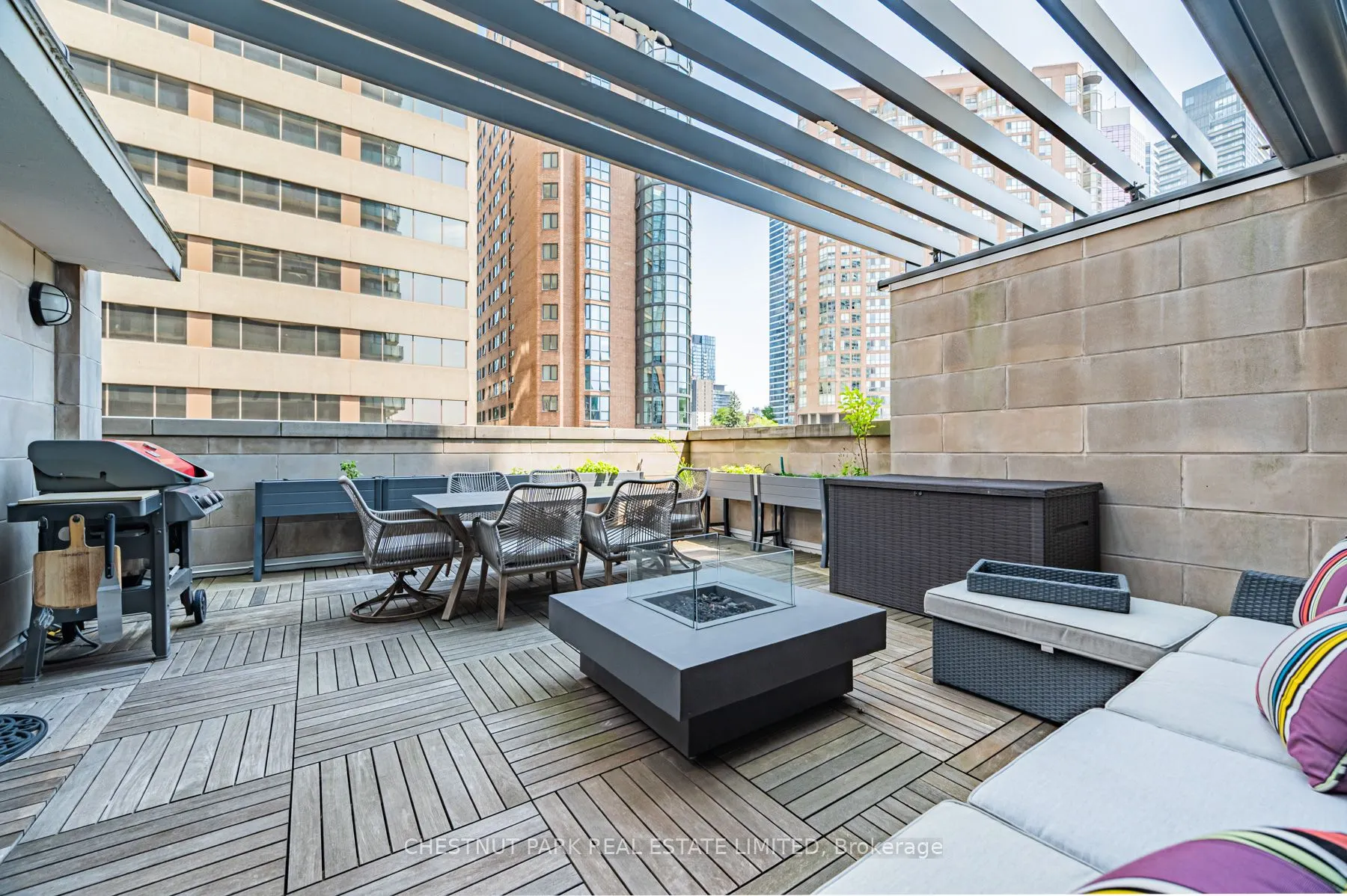 1074 Bay Street, #11