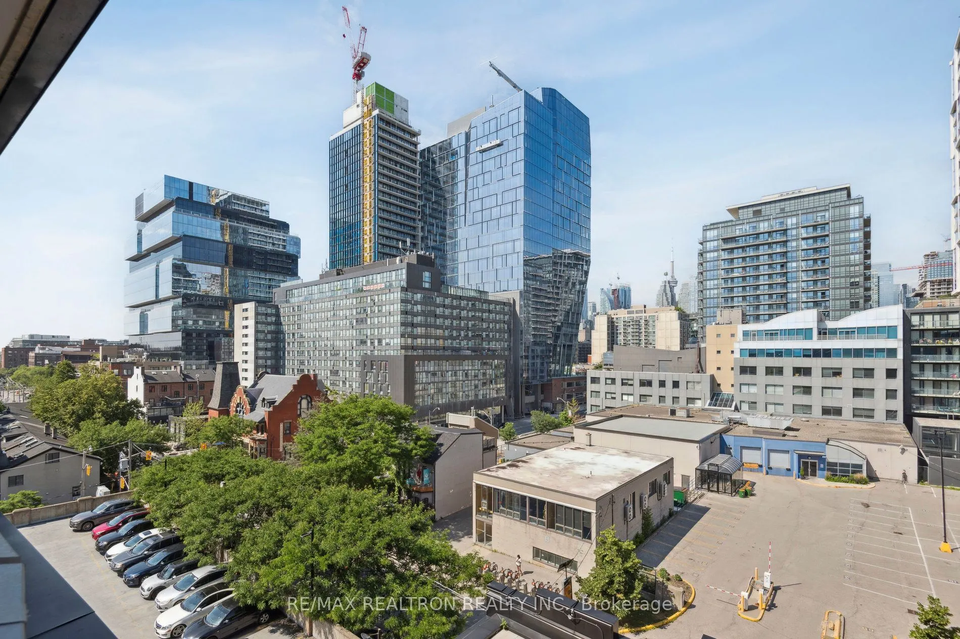 120 Parliament Street, #620