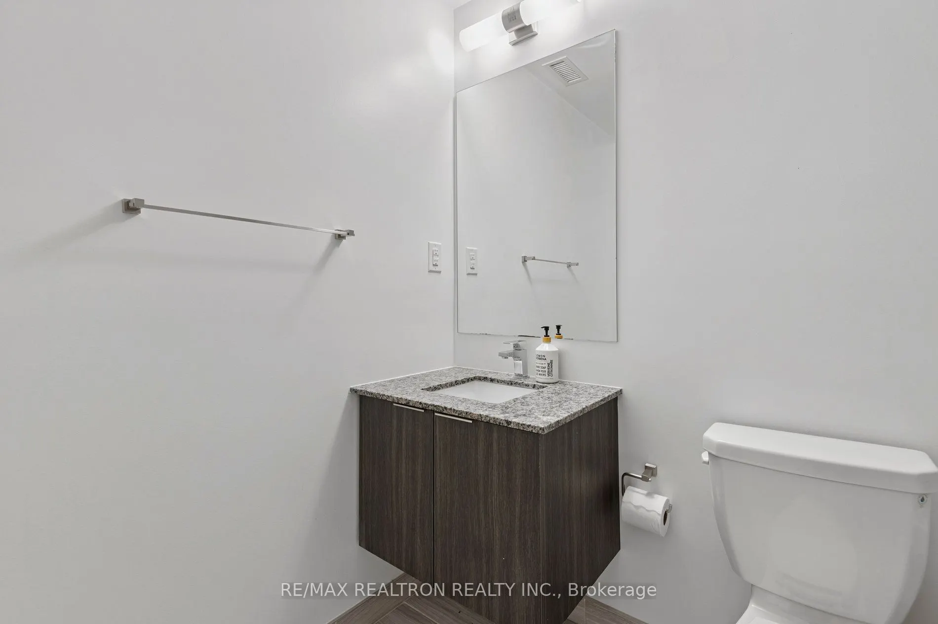 120 Parliament Street, #620