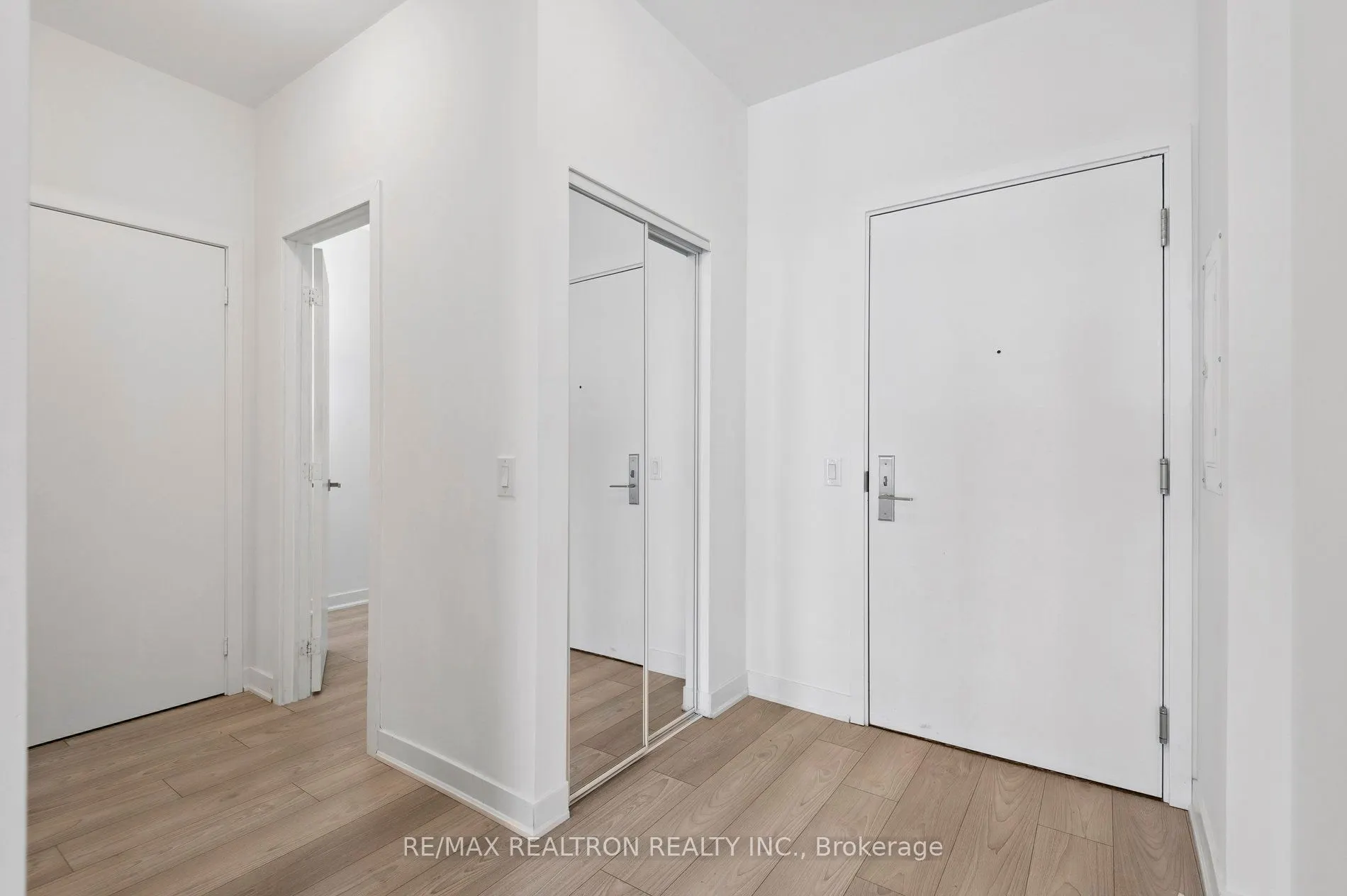 120 Parliament Street, #620