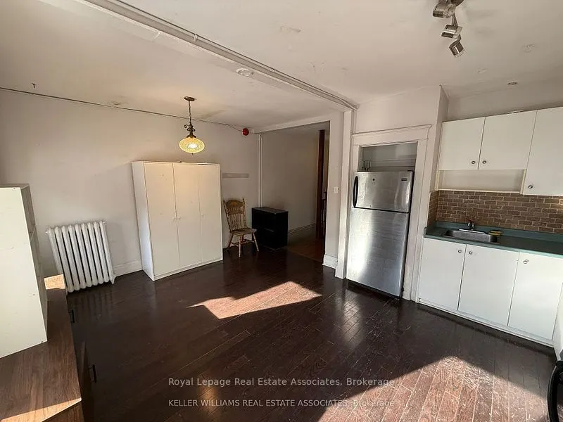 497 Bloor Street W, #16(3rd)