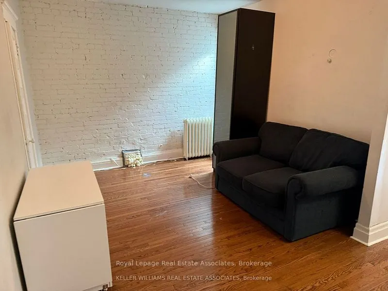 497 Bloor Street W, #16(3rd)