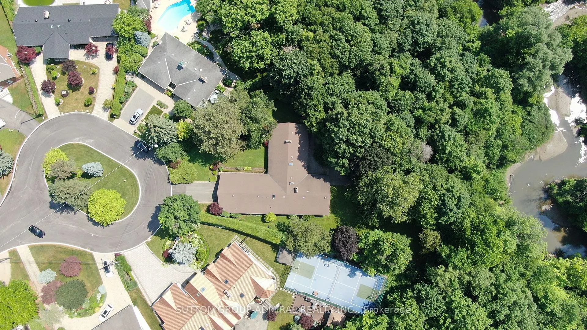 91 Forest Grove Drive