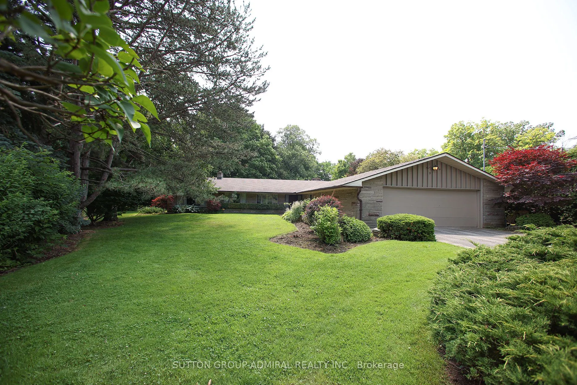 91 Forest Grove Drive