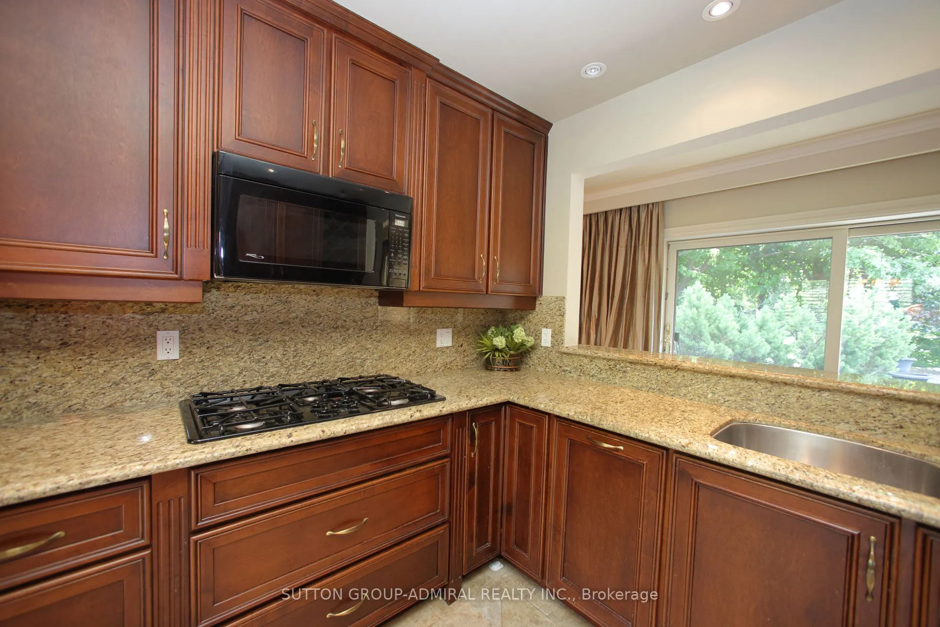 91 Forest Grove Drive
