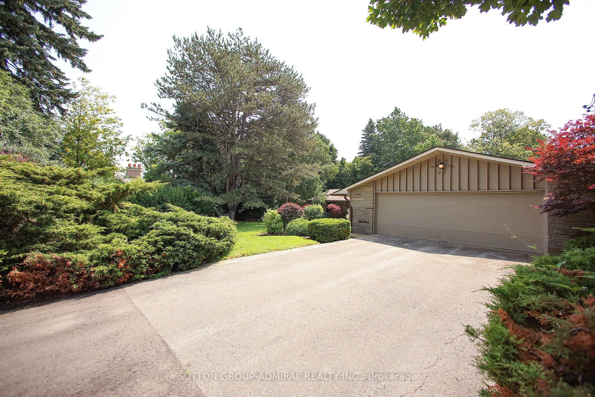 91 Forest Grove Drive