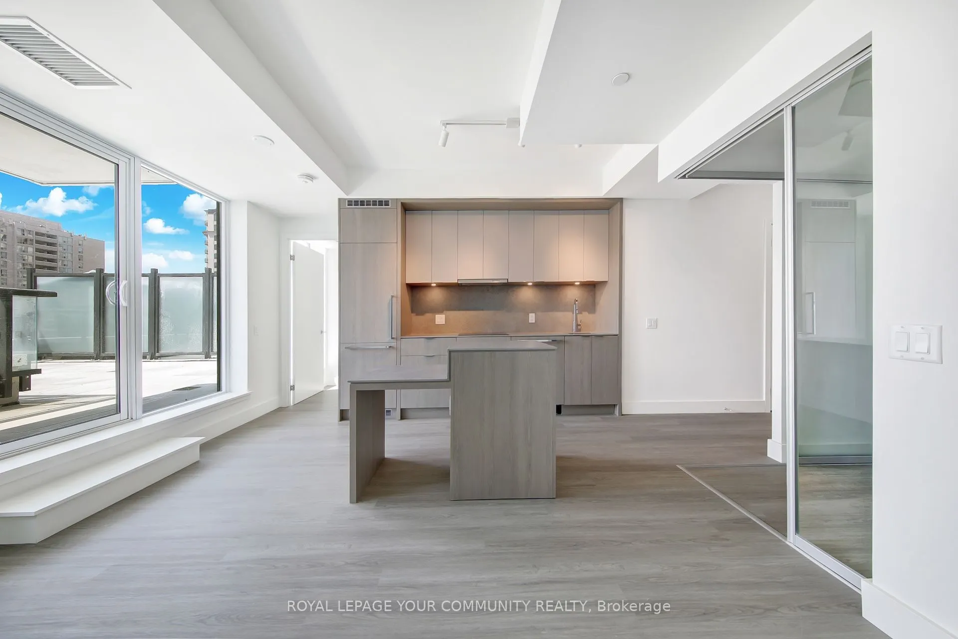 625 Sheppard Avenue E, #801
