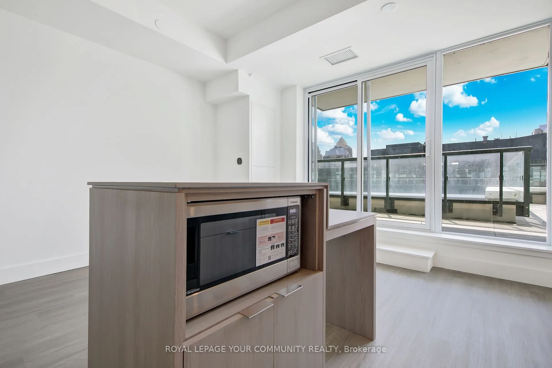 625 Sheppard Avenue E, #801