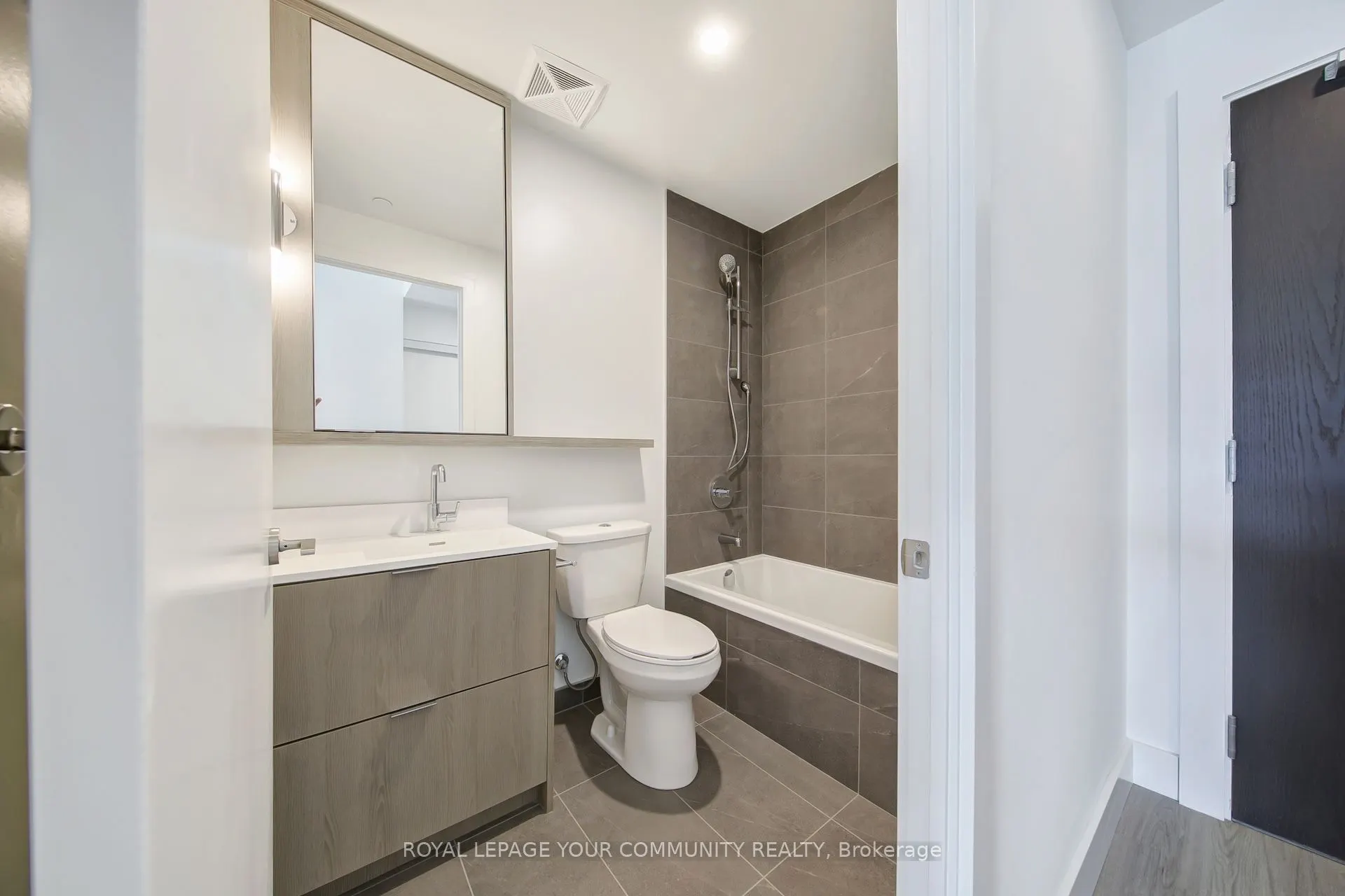 625 Sheppard Avenue E, #801