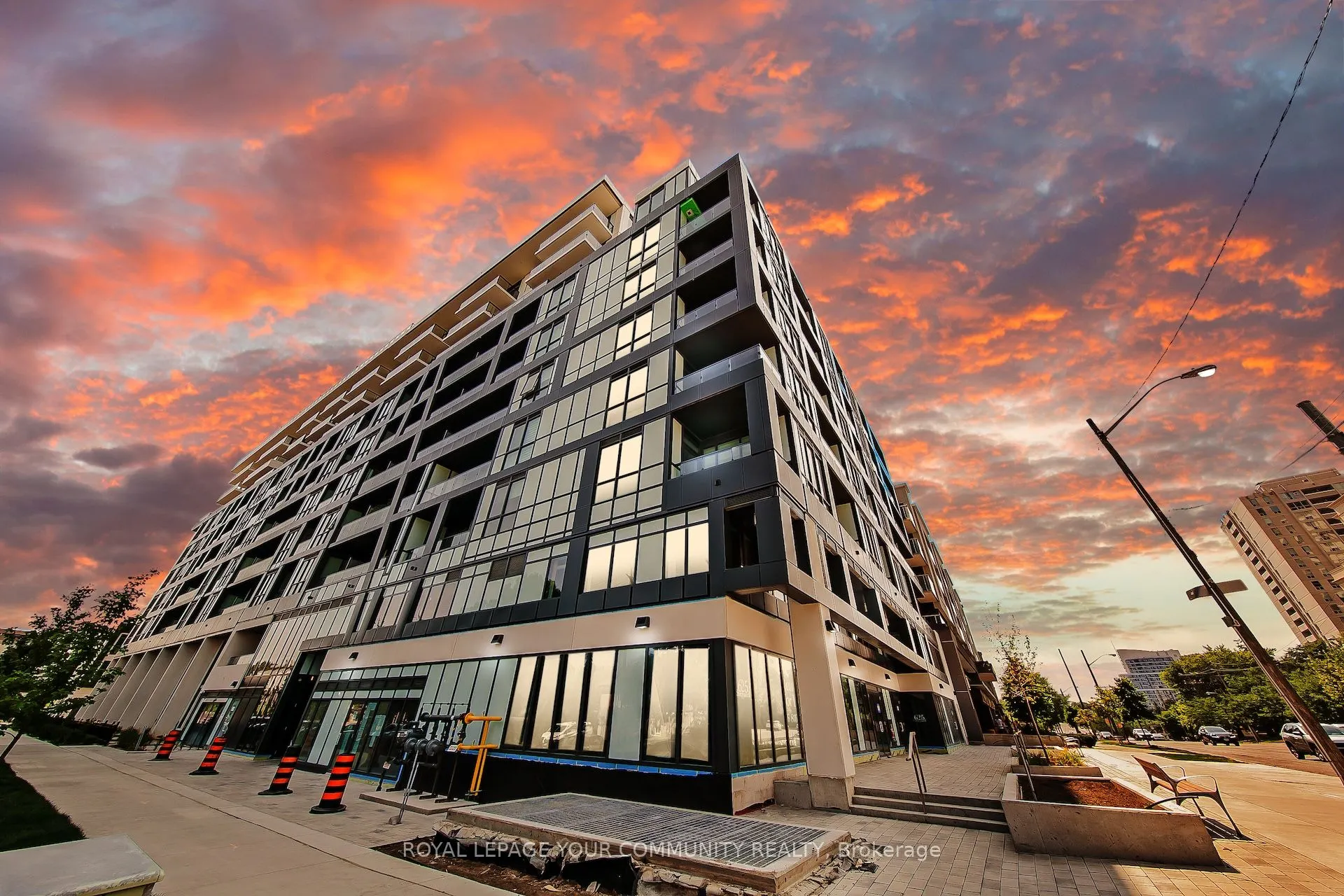 625 Sheppard Avenue E, #801