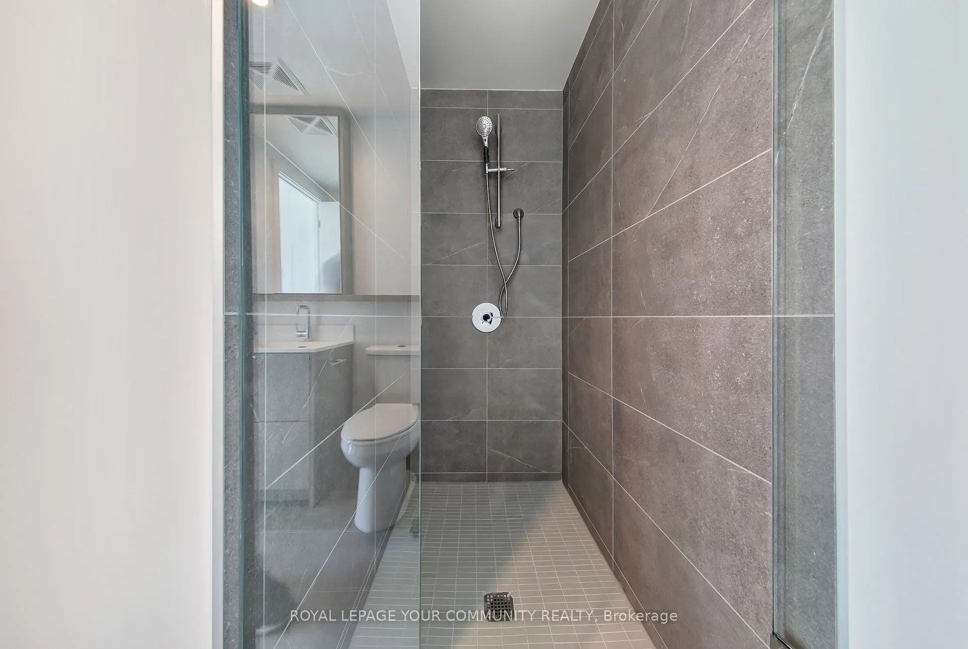 625 Sheppard Avenue E, #801
