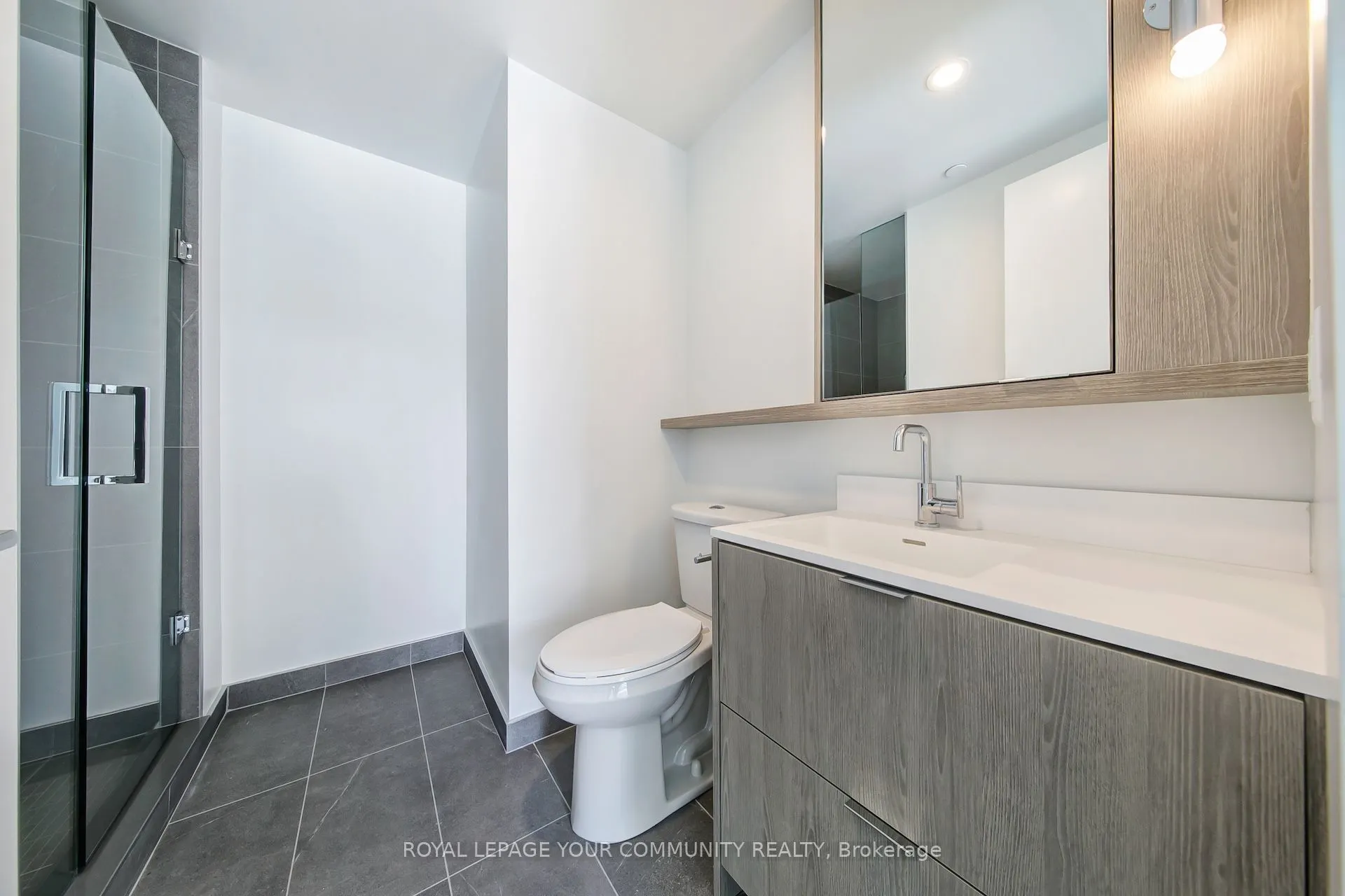 625 Sheppard Avenue E, #801