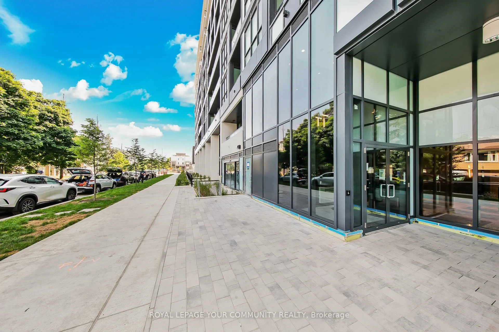 625 Sheppard Avenue E, #801