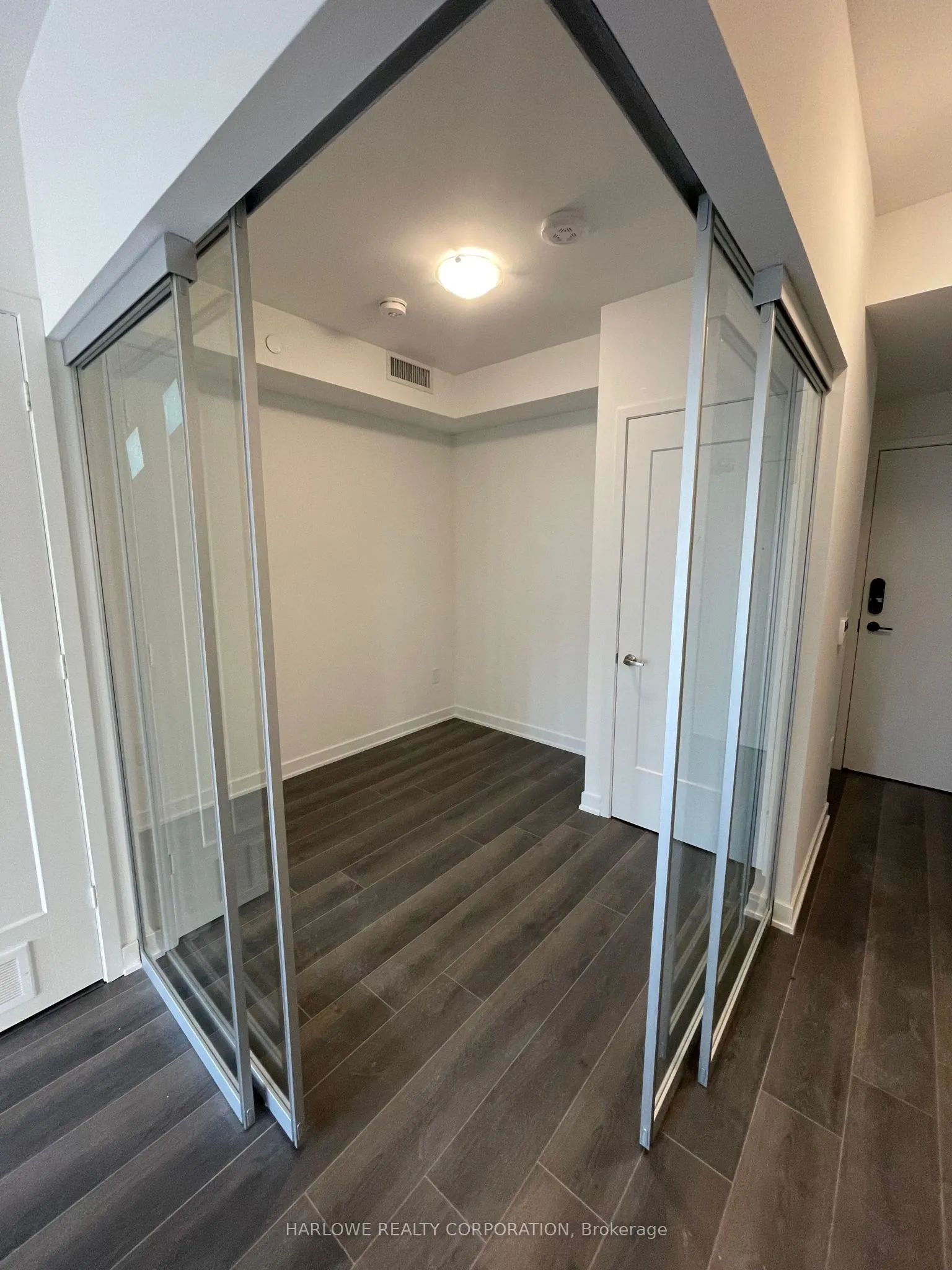 121 Lower Sherbourne Street, #556 SW