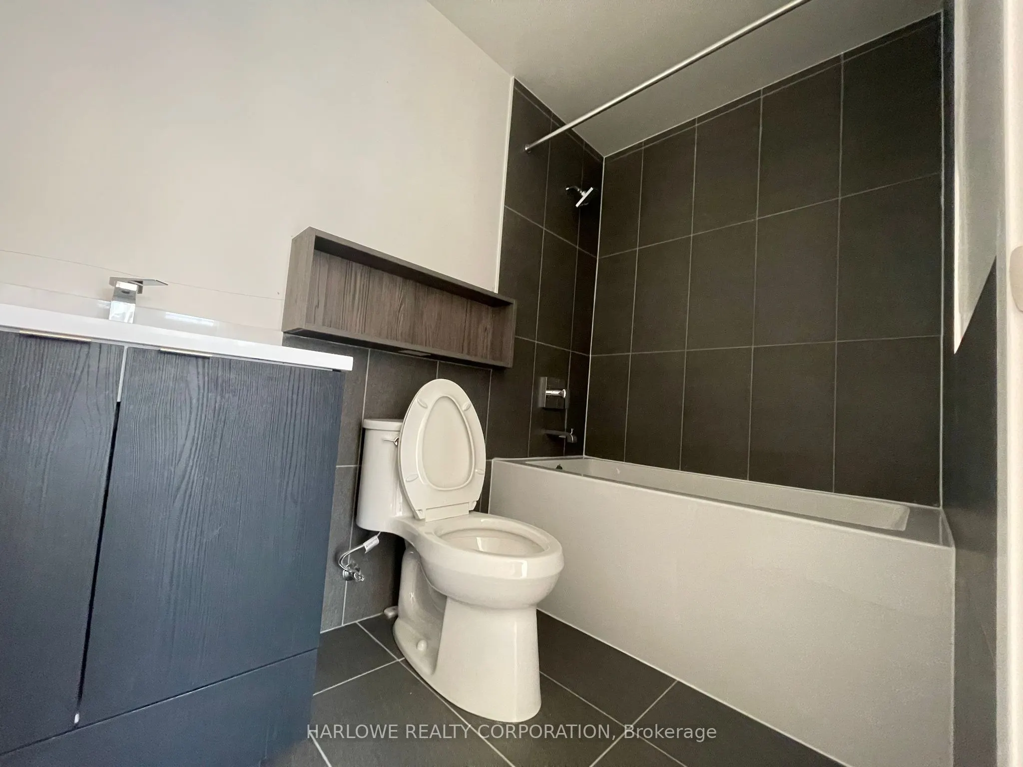 121 Lower Sherbourne Street, #556 SW