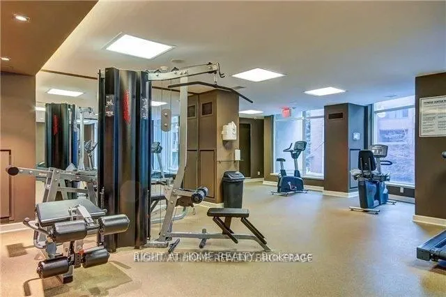 8 Scollard Street, #1109