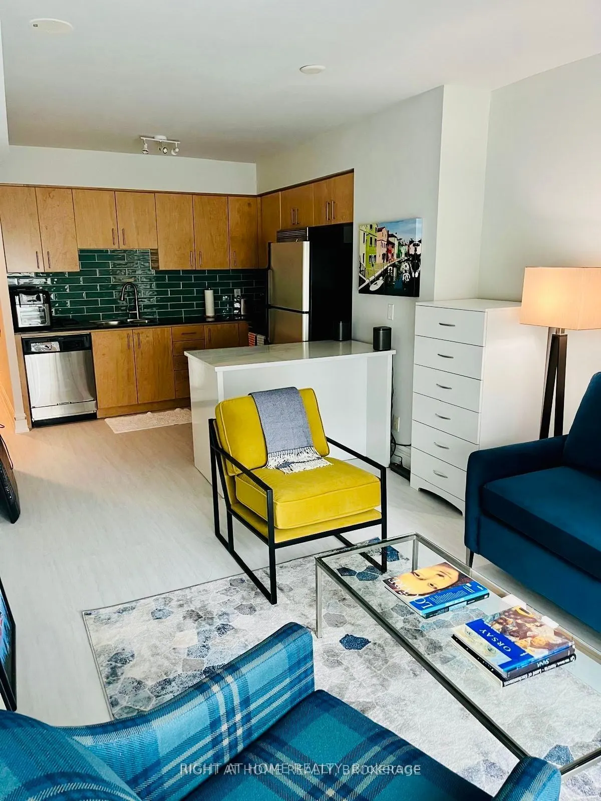 8 Scollard Street, #1109