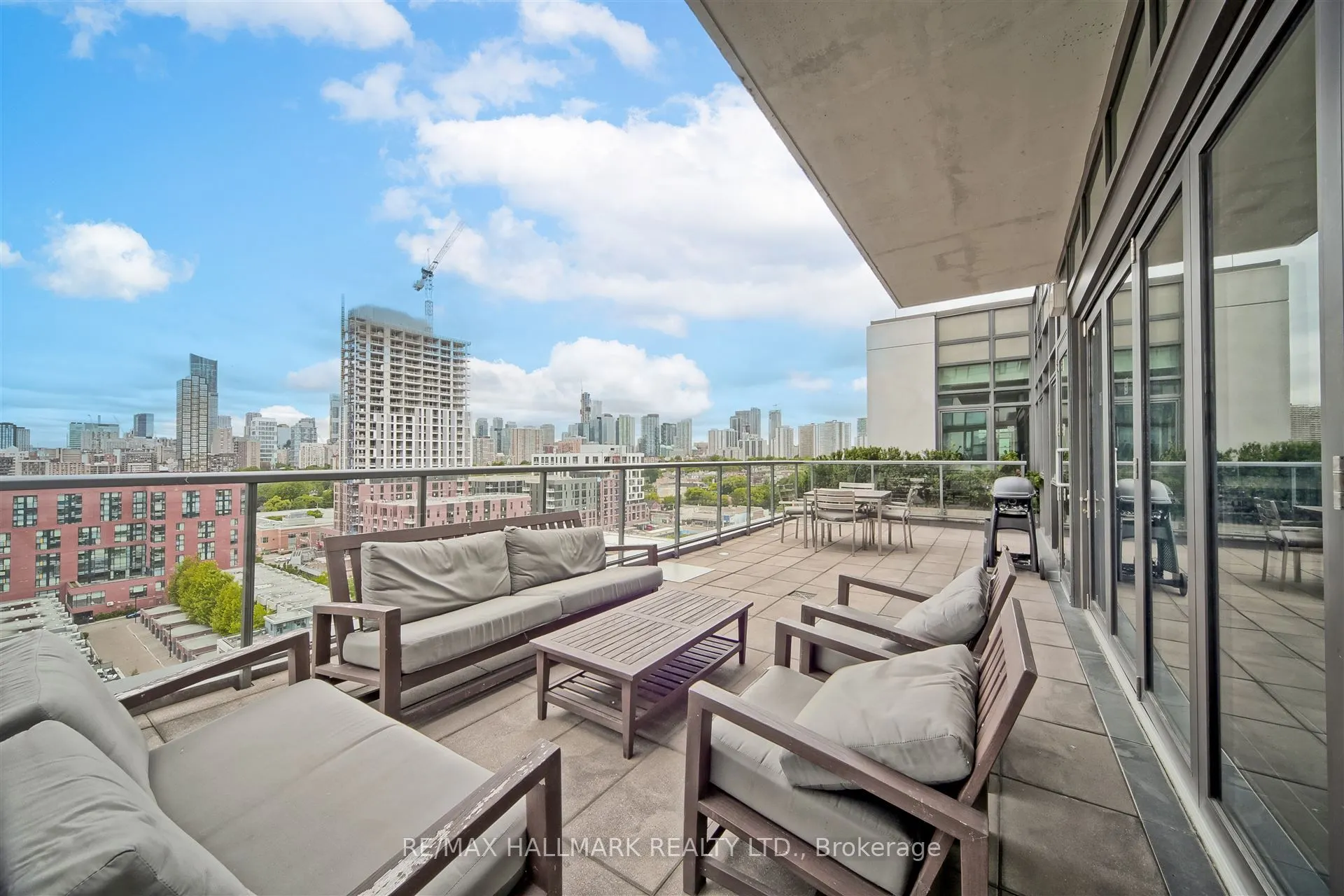 260 Sackville Street, #714