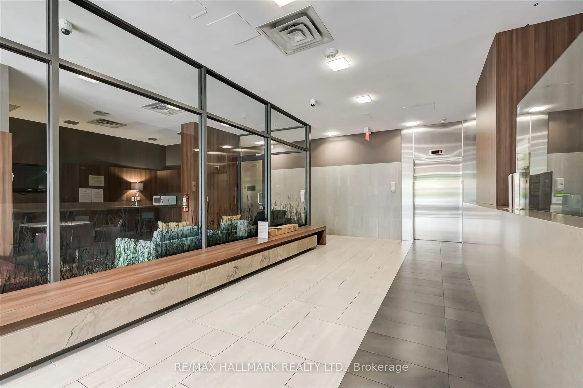 260 Sackville Street, #714