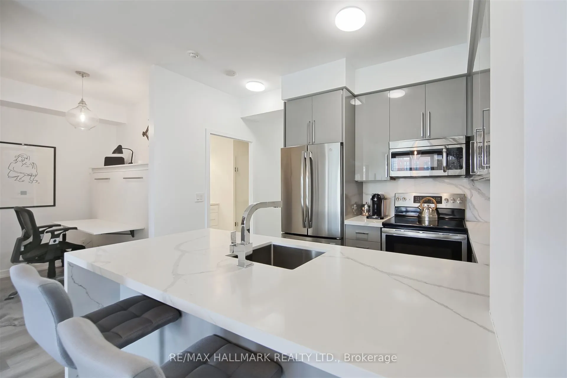 260 Sackville Street, #714