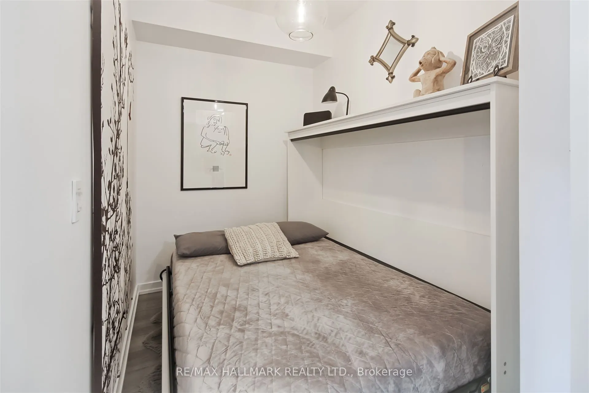 260 Sackville Street, #714