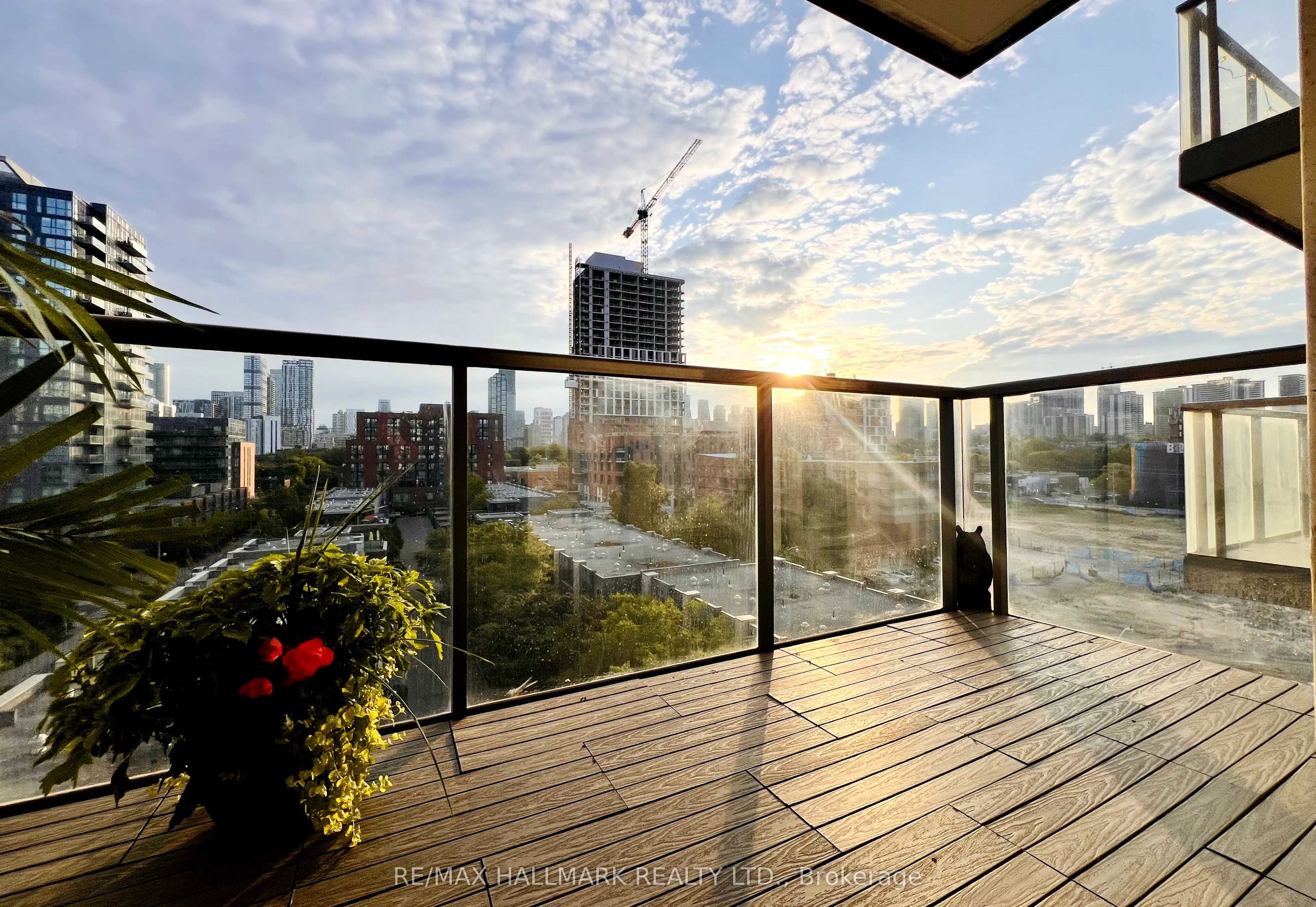 260 Sackville Street, #714