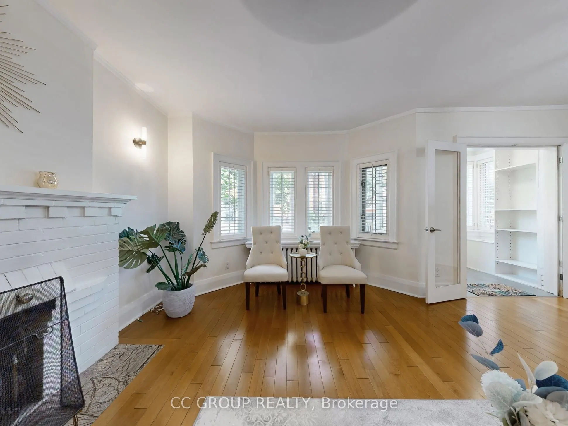 162 St Clair Avenue E