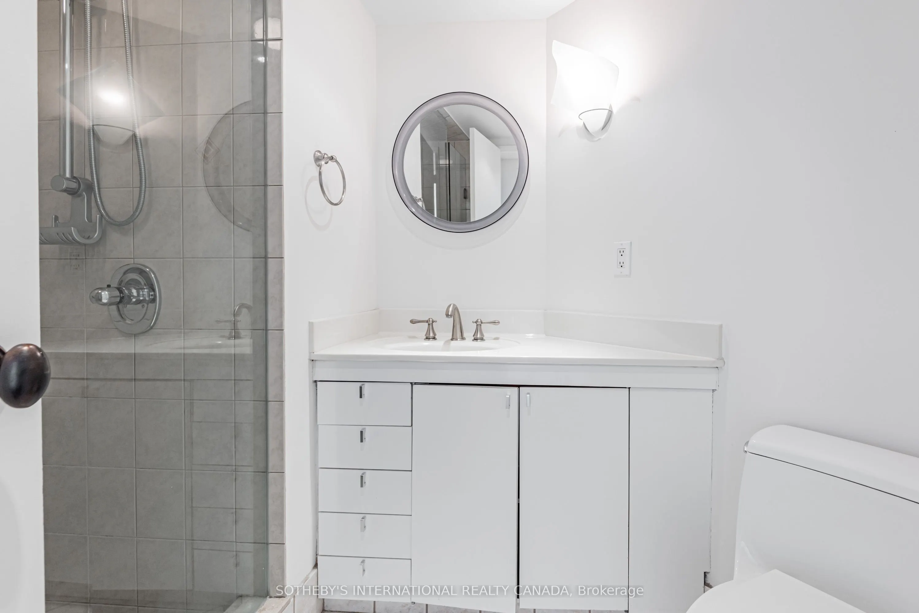 240 Heath Street W, #1403