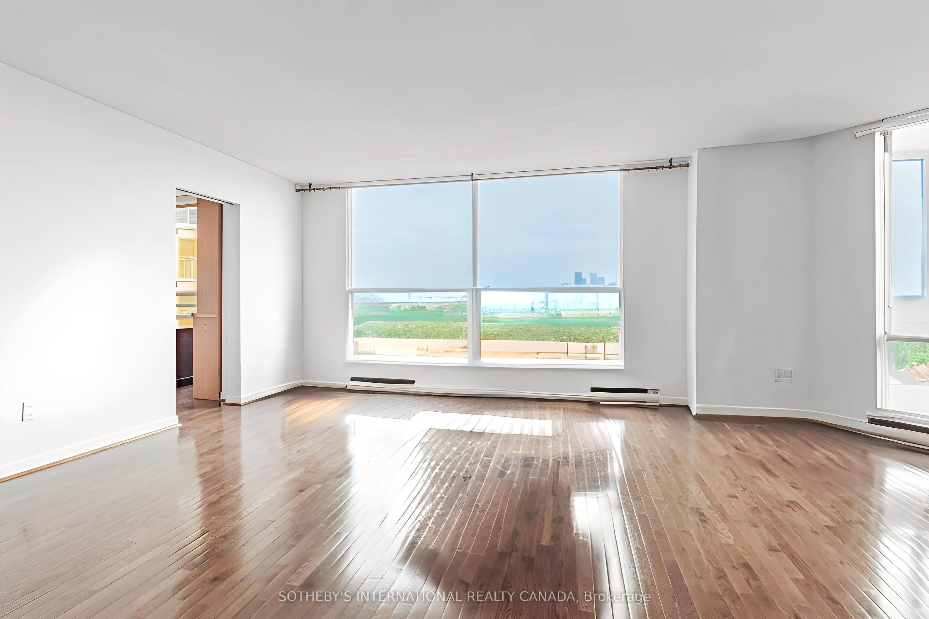 240 Heath Street W, #1403