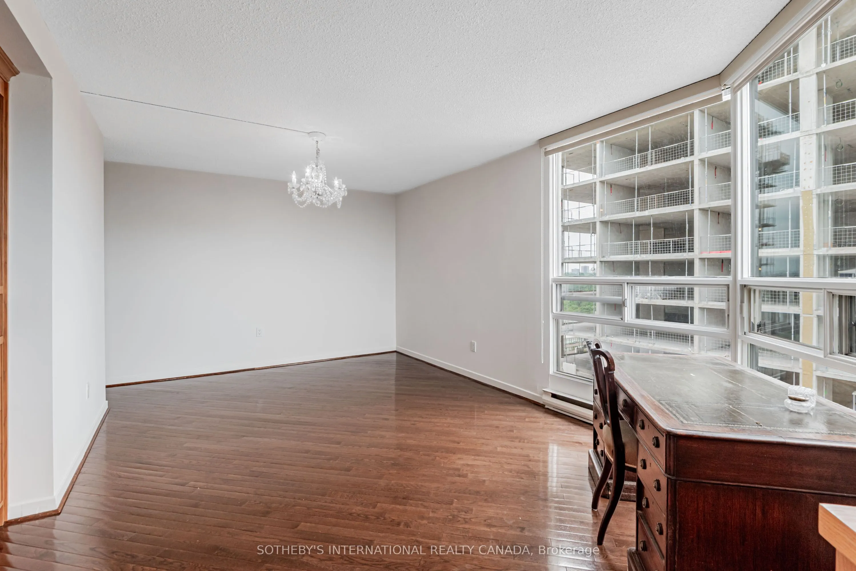240 Heath Street W, #1403