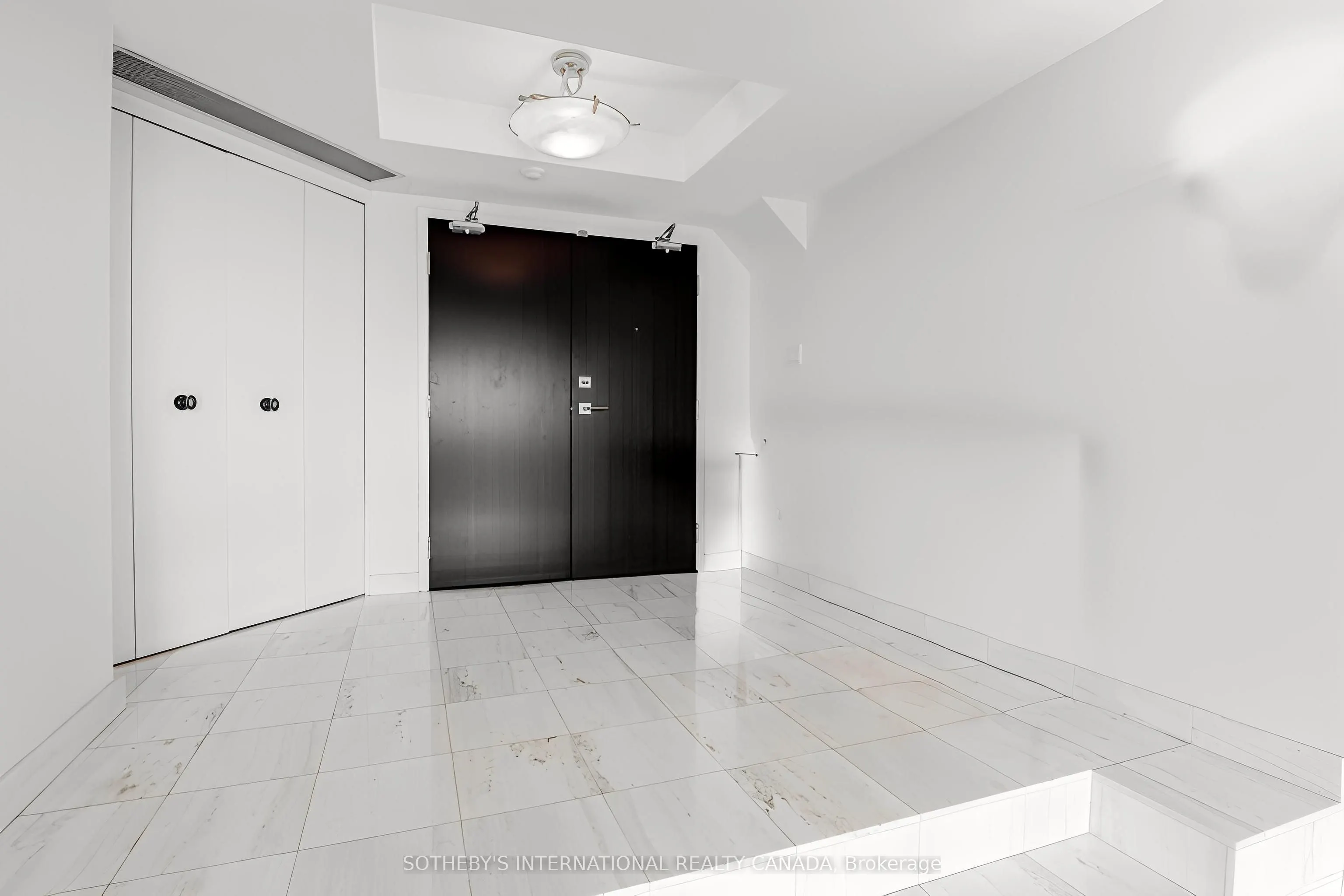 240 Heath Street W, #1403