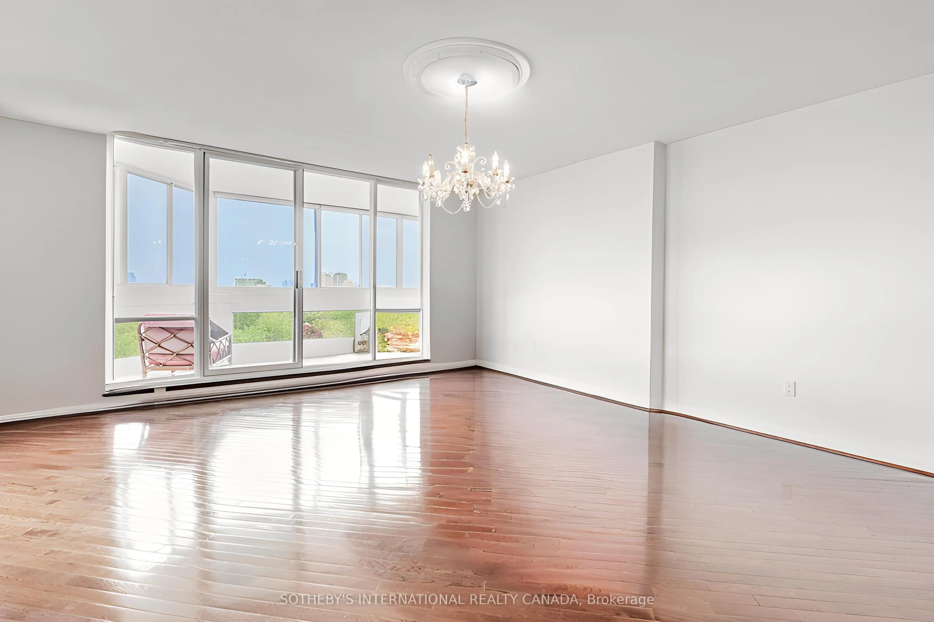 240 Heath Street W, #1403