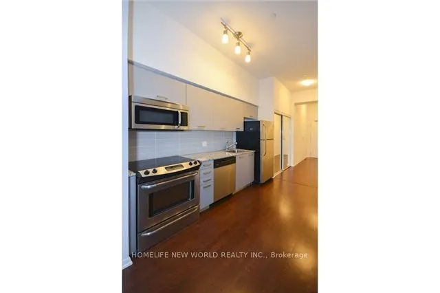 832 Bay Street, #216