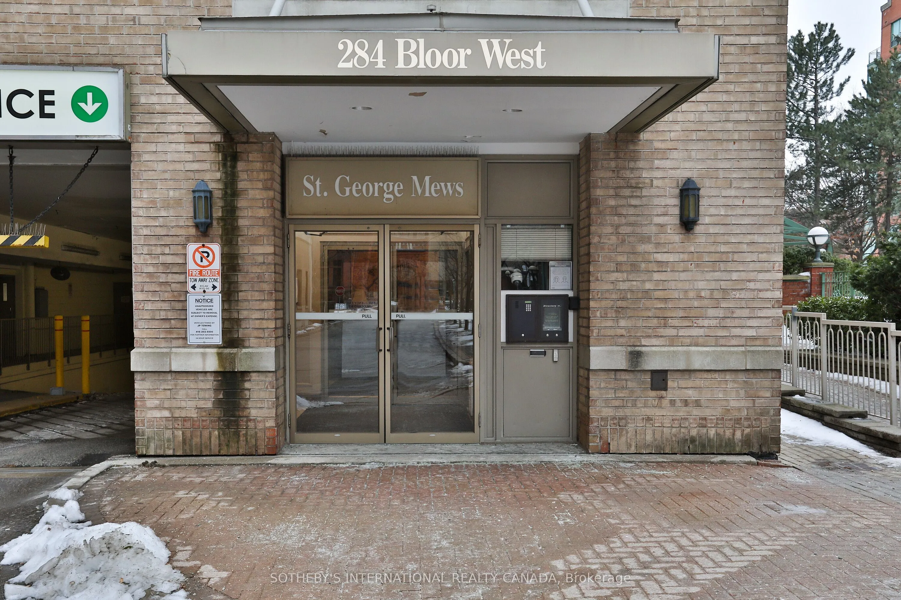284 Bloor Street W, #704