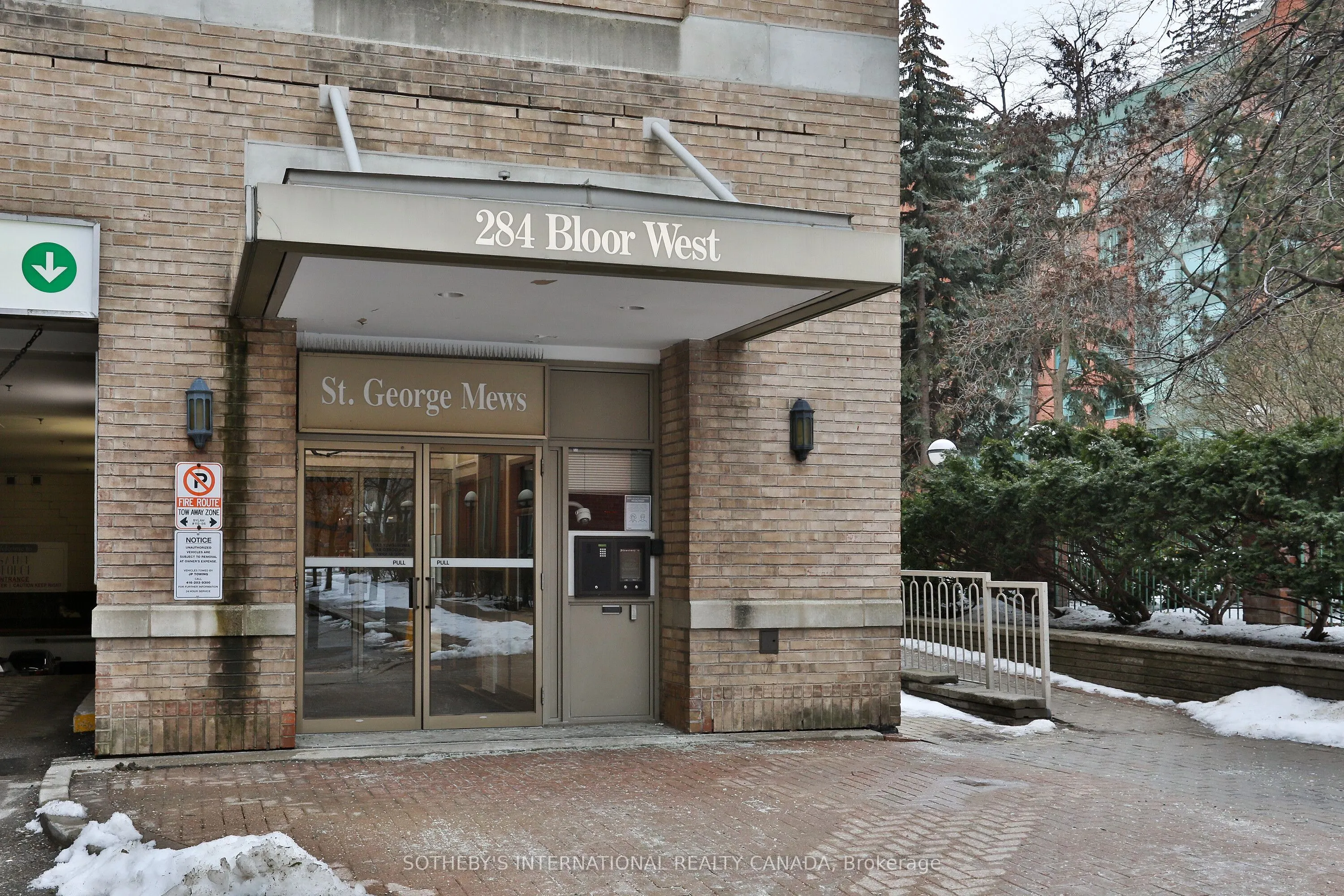 284 Bloor Street W, #704