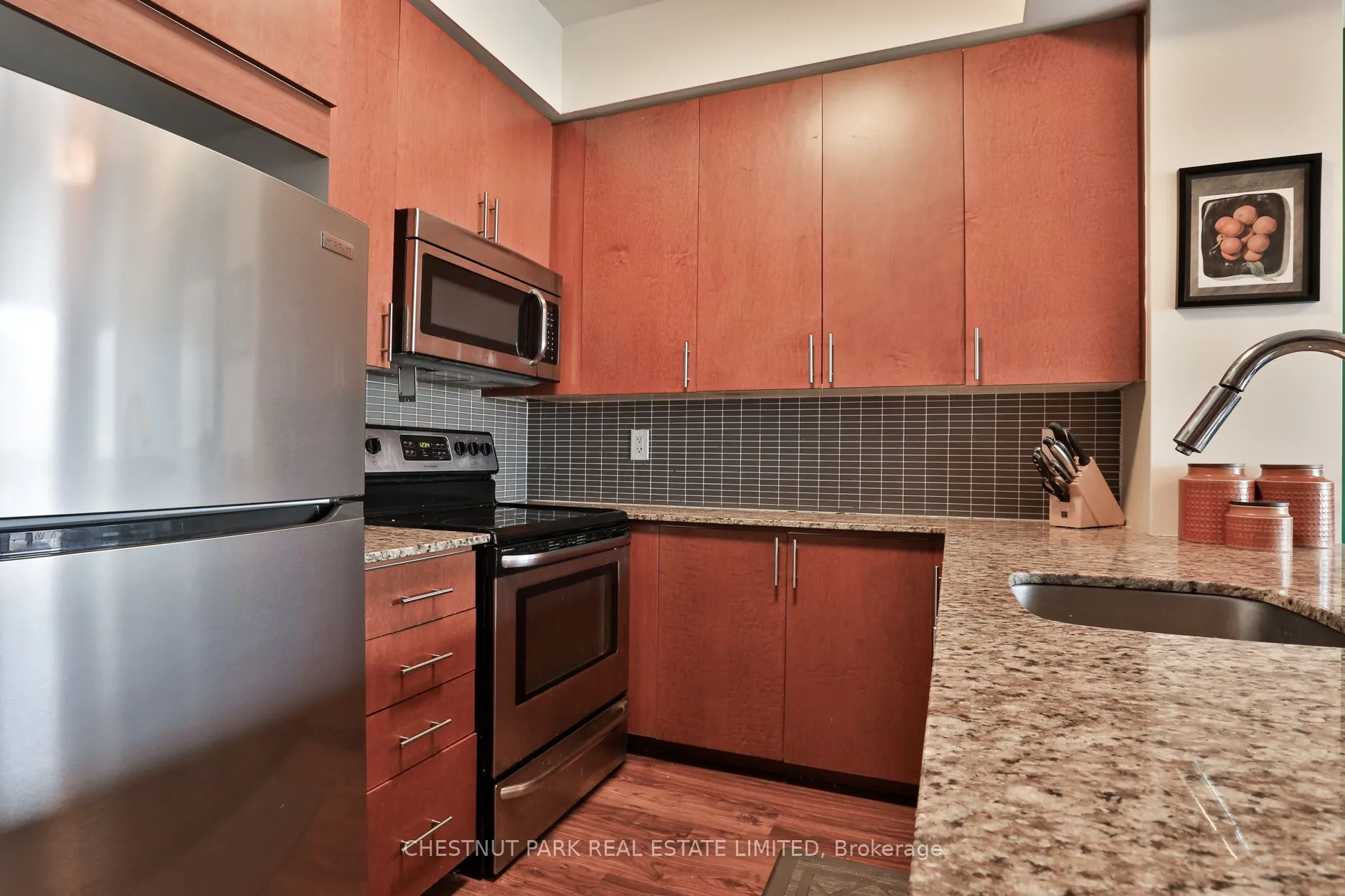260 Sackville Street, #208