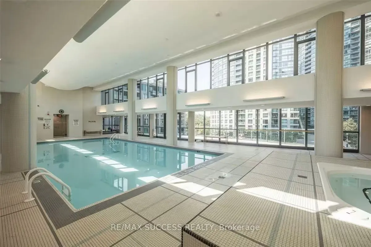 215 Fort York Boulevard, #3211