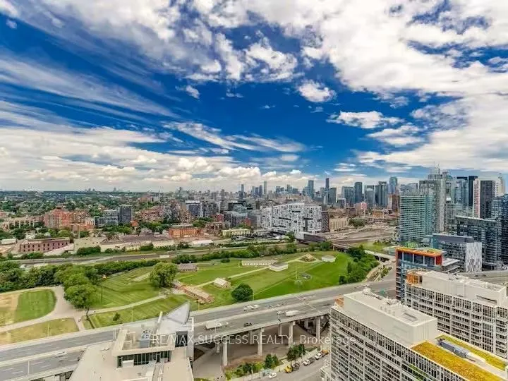 215 Fort York Boulevard, #3211